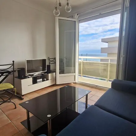Apartman Au Petit Miramar - Joli T2 Face A La Avec Parking Saint-Cyprien